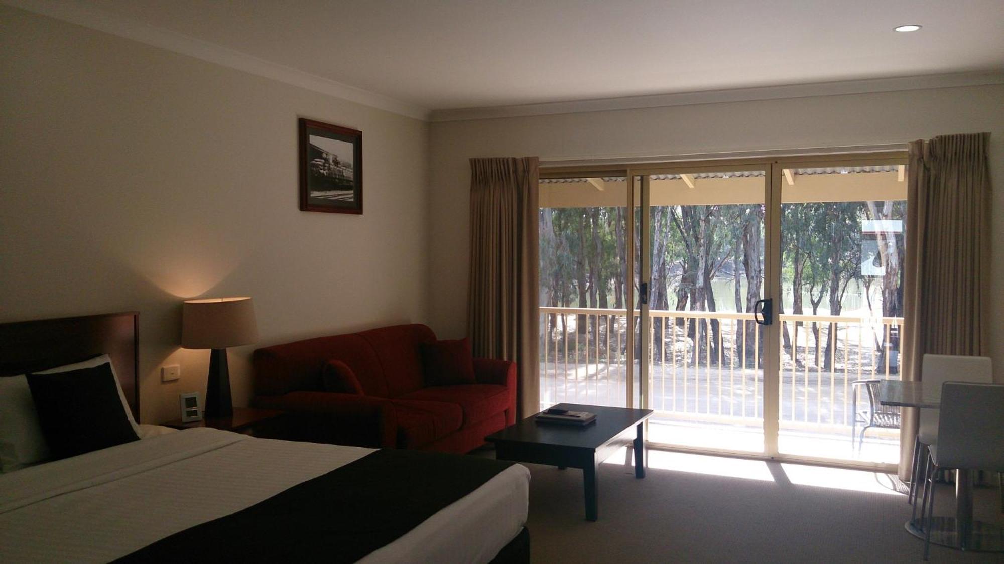 Motel Murray Waters Motor &