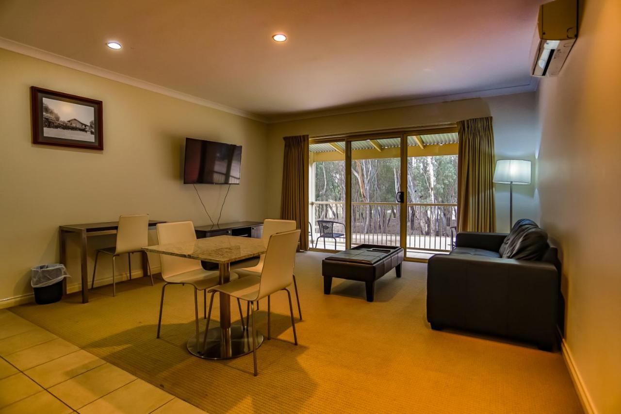 Murray Waters Motor & Koondrook